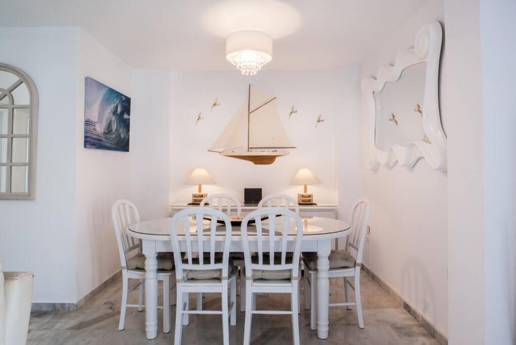 Apartamento Con Piscina Cerca Del Golf En Atalaya - Atalaya Del Golf 31 เอสเตโปนา ภายนอก รูปภาพ