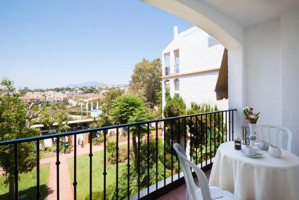 Apartamento Con Piscina Cerca Del Golf En Atalaya - Atalaya Del Golf 31 เอสเตโปนา ภายนอก รูปภาพ