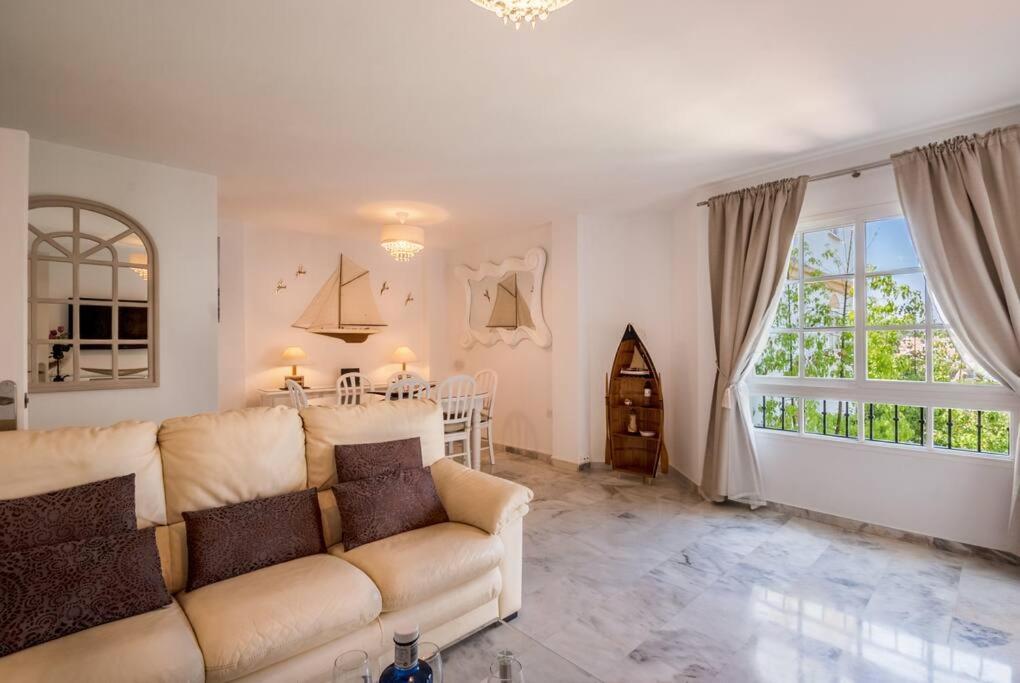 Apartamento Con Piscina Cerca Del Golf En Atalaya - Atalaya Del Golf 31 เอสเตโปนา ภายนอก รูปภาพ